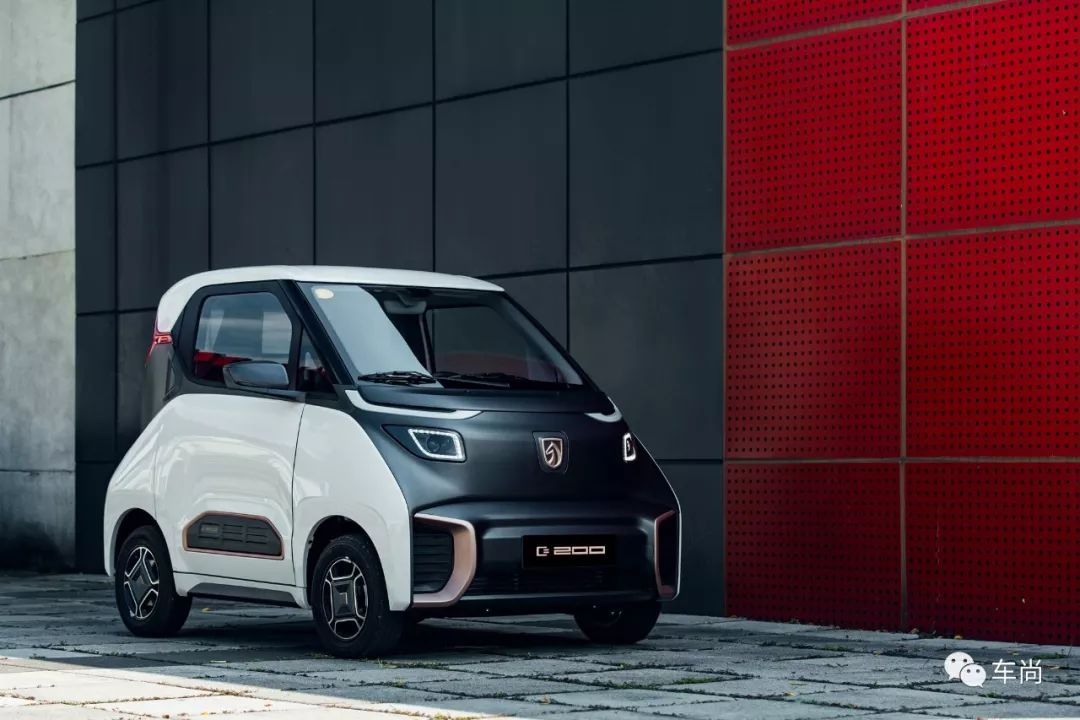 2025新澳门正版免费资本车,探索未来，2025新澳门正版免费资本车
