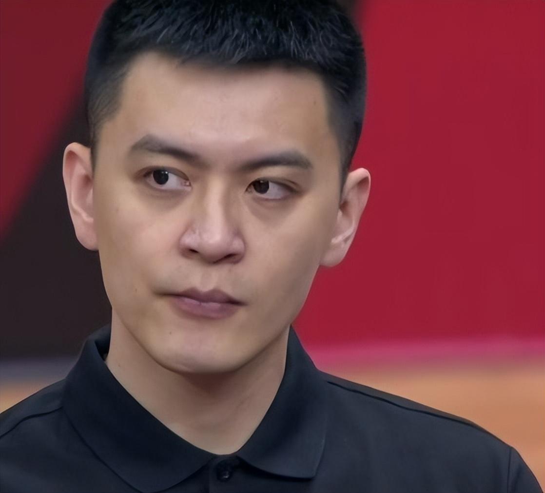 杨毅侃球最新一期视频,杨毅侃球最新一期视频，深度解析篮球战术与球员风采