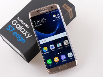 三星s7edge最新更新7.0,三星S7 Edge最新更新至Android 7.0，体验与解析