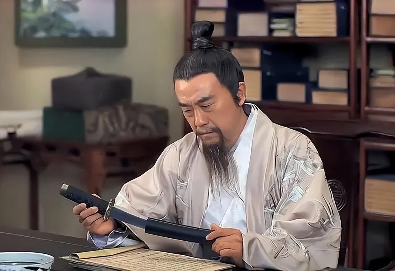 刘伯温三期必出一期白小姐,刘伯温三期必出一期白小姐，神秘预言与传奇故事