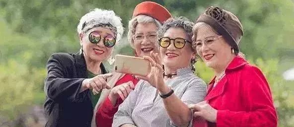 新澳好彩免费资料查询水果奶奶,水果奶奶的新澳好彩之旅
