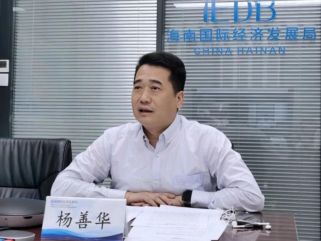 2025年香港正版资料免费大全,探索未来香港，正版资料免费大全的蓝图（2025展望）