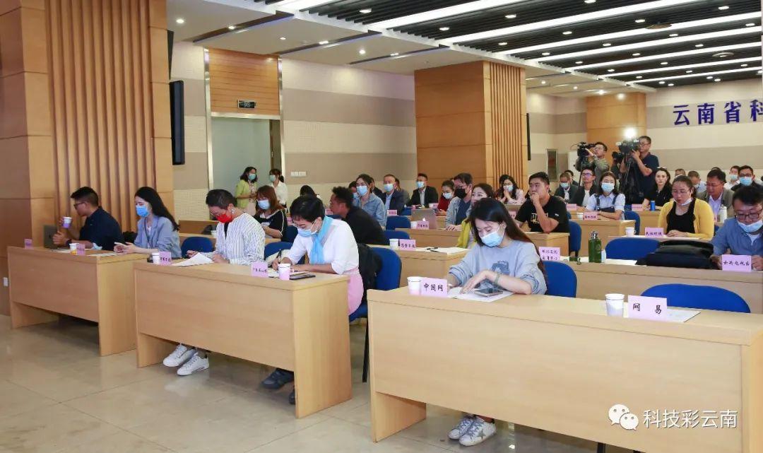 2025年天天彩资料大全,探索未来，2025年天天彩资料大全详解