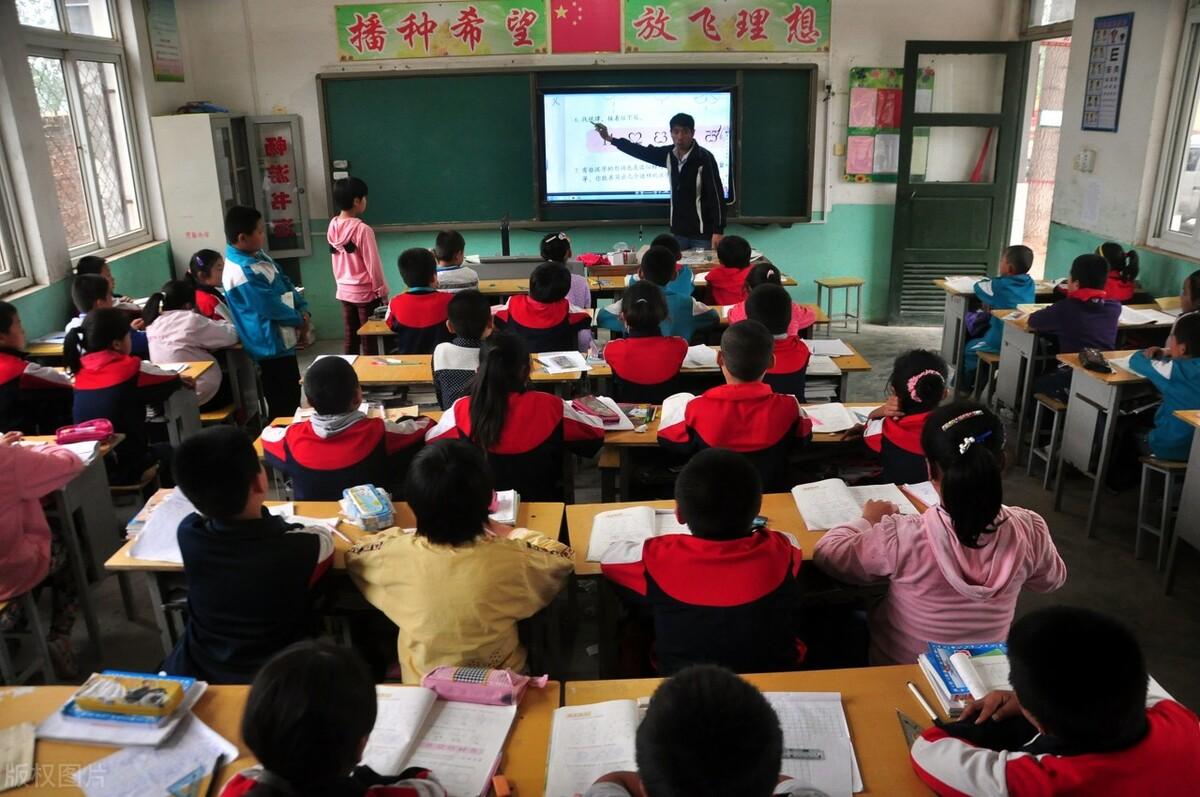 2025正版资料全年免费公开,迈向2025，正版资料全年免费公开的崭新篇章